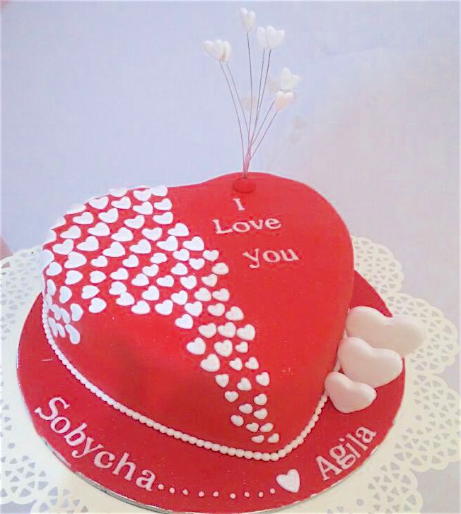 Buy One Kg Birthday Cakes - Order One Kg Cakes & get Same Day Delivery  anywhere in India from IGP.com