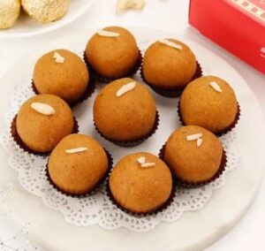 Desi Ghee Besan Laddoo